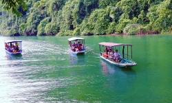 TOUR HỒ BA BỂ - ĐỘNG HUA MẠ 2 NGÀY
